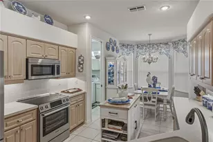 12410 Woodlands Cir, Dade City, FL 33525 - Photo 19