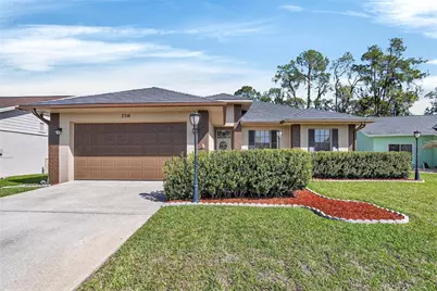 2316 Walden Place N, Plant City, FL 33566 - Photo 1