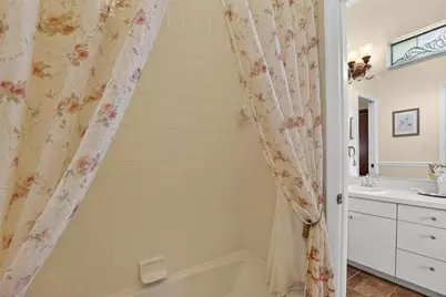 2316 Walden Place N, Plant City, FL 33566 - Photo 13