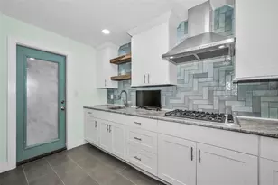 3931 Headsail Dr, New Port Richey, FL 34652 - Photo 33