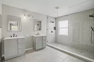 8444 Carriage Pointe Dr, Gibsonton, FL 33534 - Photo 17