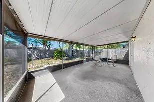 1006 Saxon Ct, Brandon, FL 33510 - Photo 41