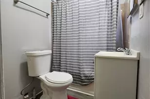 302 E 121st Ave, Tampa, FL 33612 - Photo 5