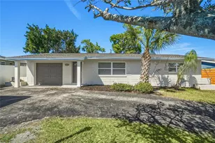 11525 81st Pl, Seminole, FL 33772 - Photo 1