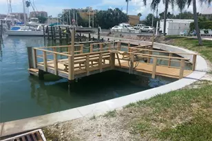 255 Dolphin Point, Clearwater Beach, FL 33767 - Photo 25