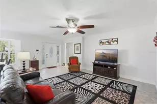 5826 27th Terrace N, Saint Petersburg, FL 33710 - Photo 5