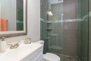 1036 Normandy Trace Rd, Tampa, FL 33602 - Photo 21