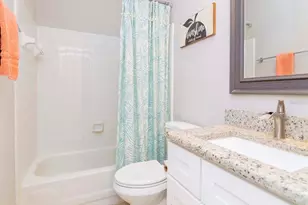 1036 Normandy Trace Rd, Tampa, FL 33602 - Photo 19