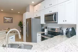 1036 Normandy Trace Rd, Tampa, FL 33602 - Photo 11