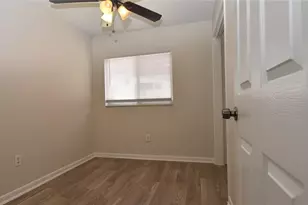 10001 N 22nd St, Tampa, FL 33612 - Photo 11