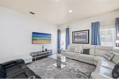 1907 W Mohawk Avenue, Tampa, FL 33603 - Photo 9