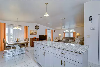 37232 Neukom Avenue, Zephyrhills, FL 33541 - Photo 7