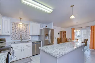 37232 Neukom Ave, Zephyrhills, FL 33541 - Photo 9