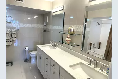 6093 Bahia Del Mar Circle #577, Saint Petersburg, FL 33715 - Photo 15