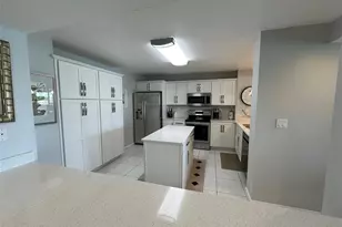 6093 Bahia Del Mar Cir, Saint Petersburg, FL 33715 - Photo 9