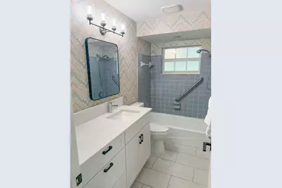 1044 51st Avenue N, Saint Petersburg, FL 33703 - Photo 15