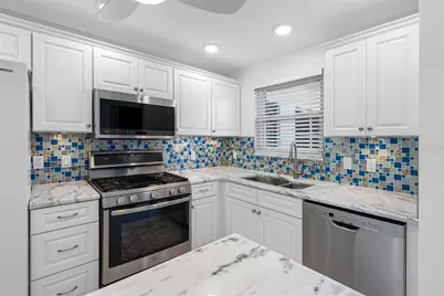 5960 30th Avenue S #312, Gulfport, FL 33707 - Photo 7