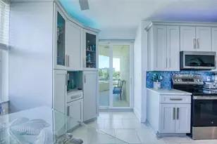 7979 Sailboat Key Blvd S, South Pasadena, FL 33707 - Photo 17