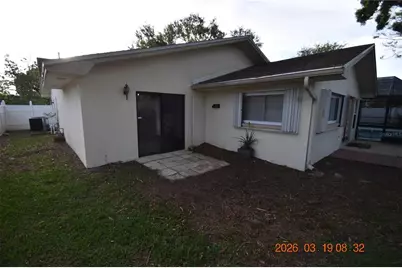 2562 Redwood Way, Clearwater, FL 33761 - Photo 5