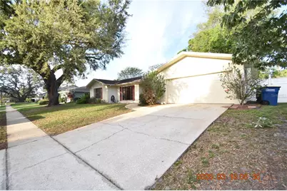 2562 Redwood Way, Clearwater, FL 33761 - Photo 3