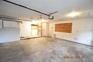 2562 Redwood Way, Clearwater, FL 33761 - Photo 13