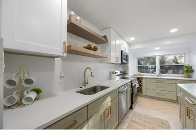 2649 46th Street S, Gulfport, FL 33711 - Photo 3