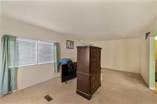 6448 Candlewood Dr, Wesley Chapel, FL 33544 - Photo 9