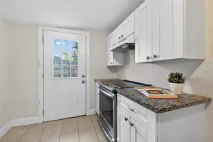 1777 28th Ave N, Saint Petersburg, FL 33713 - Photo 9