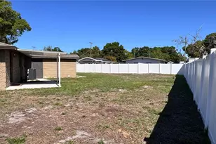 6810 Thomas Cir, Tampa, FL 33619 - Photo 19