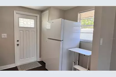 6810 Thomas Circle, Tampa, FL 33619 - Photo 3