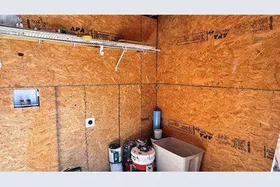 6810 Thomas Circle, Tampa, FL 33619 - Photo 15