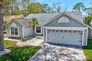 1640 Countrywood St, Tarpon Springs, FL 34689 - Photo 1