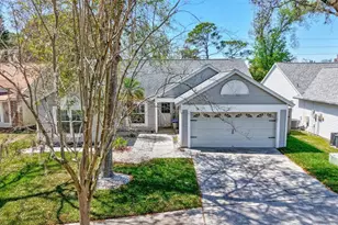 1640 Countrywood St, Tarpon Springs, FL 34689 - Photo 3