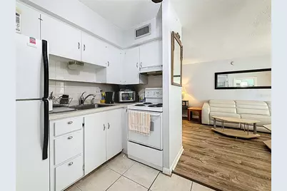 250 Rosery Road NW #228, Largo, FL 33770 - Photo 11