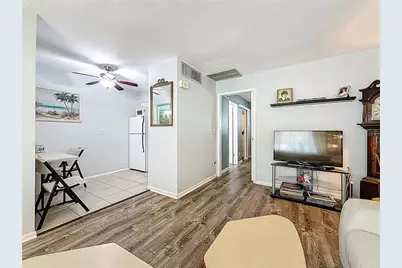 250 Rosery Road NW #228, Largo, FL 33770 - Photo 9