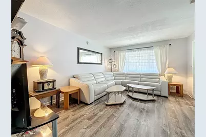 250 Rosery Road NW #228, Largo, FL 33770 - Photo 7