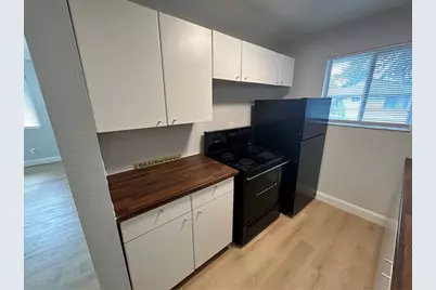 1835 Bough Avenue #4, Clearwater, FL 33760 - Photo 5