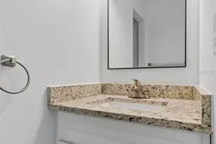 5182 Sunridge Palms Dr, Tampa, FL 33617 - Photo 19