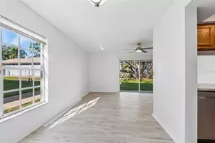 5182 Sunridge Palms Dr, Tampa, FL 33617 - Photo 21