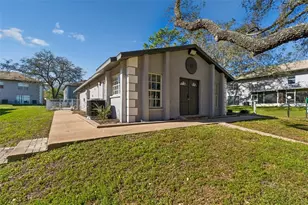 5182 Sunridge Palms Dr, Tampa, FL 33617 - Photo 99