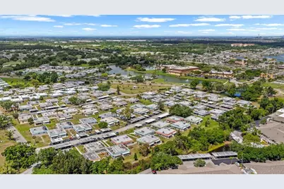 1801 Bedford Lane #30, Sun City Center, FL 33573 - Photo 9