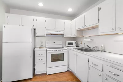 1801 Bedford Lane #30, Sun City Center, FL 33573 - Photo 3