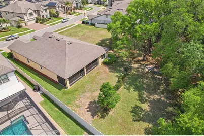 19246 Briarbrook Drive, Tampa, FL 33647 - Photo 3
