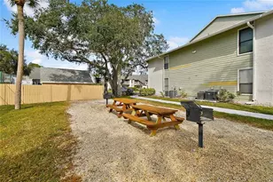 455 Alt 19 S, Palm Harbor, FL 34683 - Photo 23