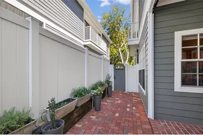 603 24th Avenue N, Saint Petersburg, FL 33704 - Photo 35