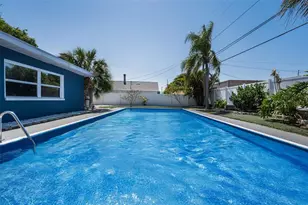 1349 Regina Dr W, Largo, FL 33770 - Photo 31