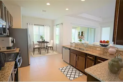 30835 Spruceberry Court, Wesley Chapel, FL 33543 - Photo 5