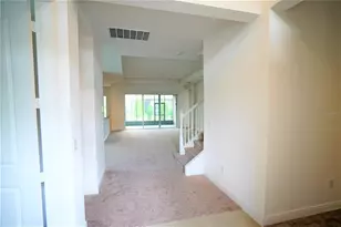 30835 Spruceberry Ct, Wesley Chapel, FL 33543 - Photo 11