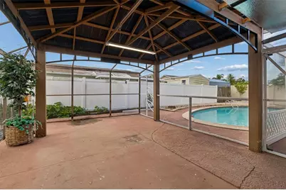 5803 Tampa Shores Boulevard, Tampa, FL 33615 - Photo 31