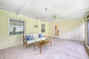 2102 W Kyra Dr, Tampa, FL 33612 - Photo 33